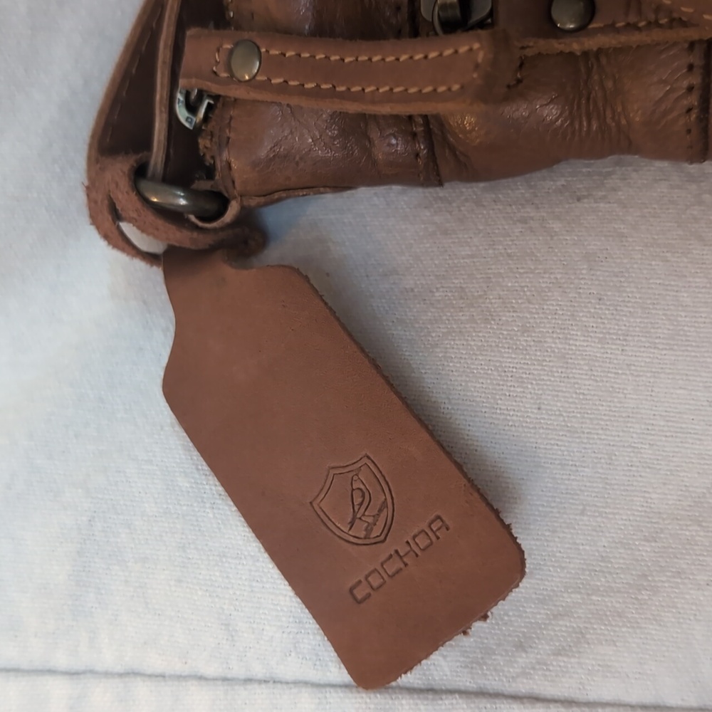 Cochoa Brown Leather Crossbody Purse Travel Bag Adjustable Strap - Picture 3 of 9